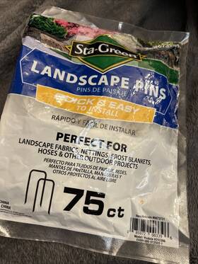 0673731 Sta-green 085972003396 Landscape Fabric Nettings Pins 75 Count #0673731 New Factory Sealed 0673731 Sta-green 085972003396 Landscape Fabric Nettings Pins 75 Count #0673731 New Factory Sealed