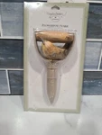 New Hallmark Marjolein Bastin Garden Flower Pot Stake Song Bird Wren. Fixed Price $8.99.