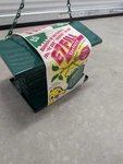 C&s Wild Bird Ez Fill Deluxe Single Snak/suet Feeder With Roof Platform. Fixed Price $31.99.