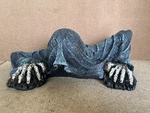 Design Toscano The Creeper From Grave Garden Statue Halloween Decoration. Fixed Price $39.99.
